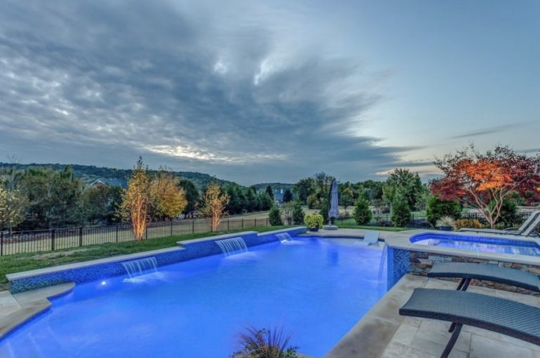 Reach Your New Year’s Fitness Goals With a Home Pool