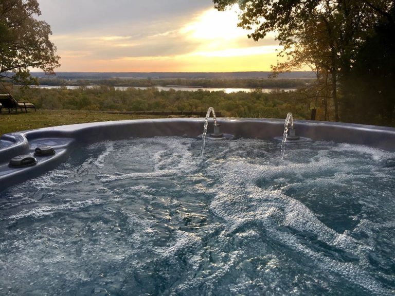 3 Things to Know About Home Hot Tub Installations