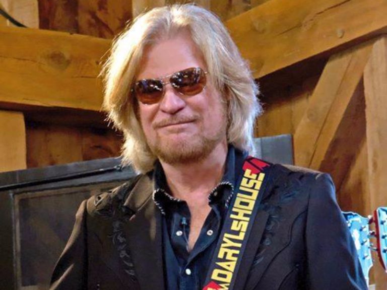 Daryl Hall’s Music Show Returns This Month