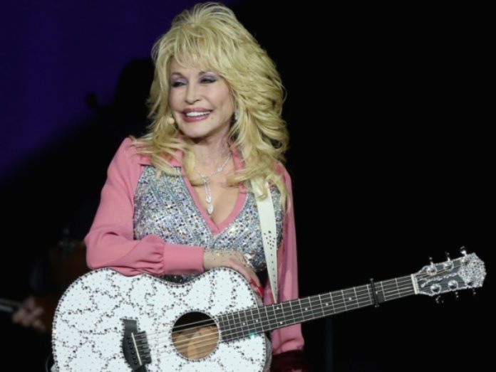 5 Interesting Facts About Dolly Parton