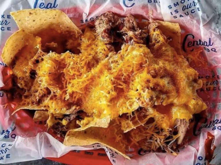 Central BBQ Offers Super Bowl Nacho Average Meal Kits